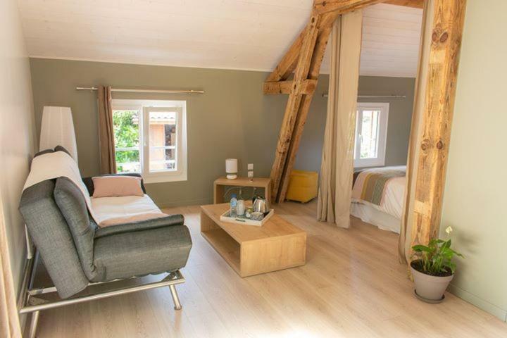 La Grange Du Born Bed & Breakfast Sainte-Eulalie-en-Born Екстериор снимка